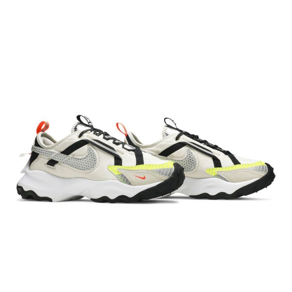 Nike Women TC 7900 LX 3M